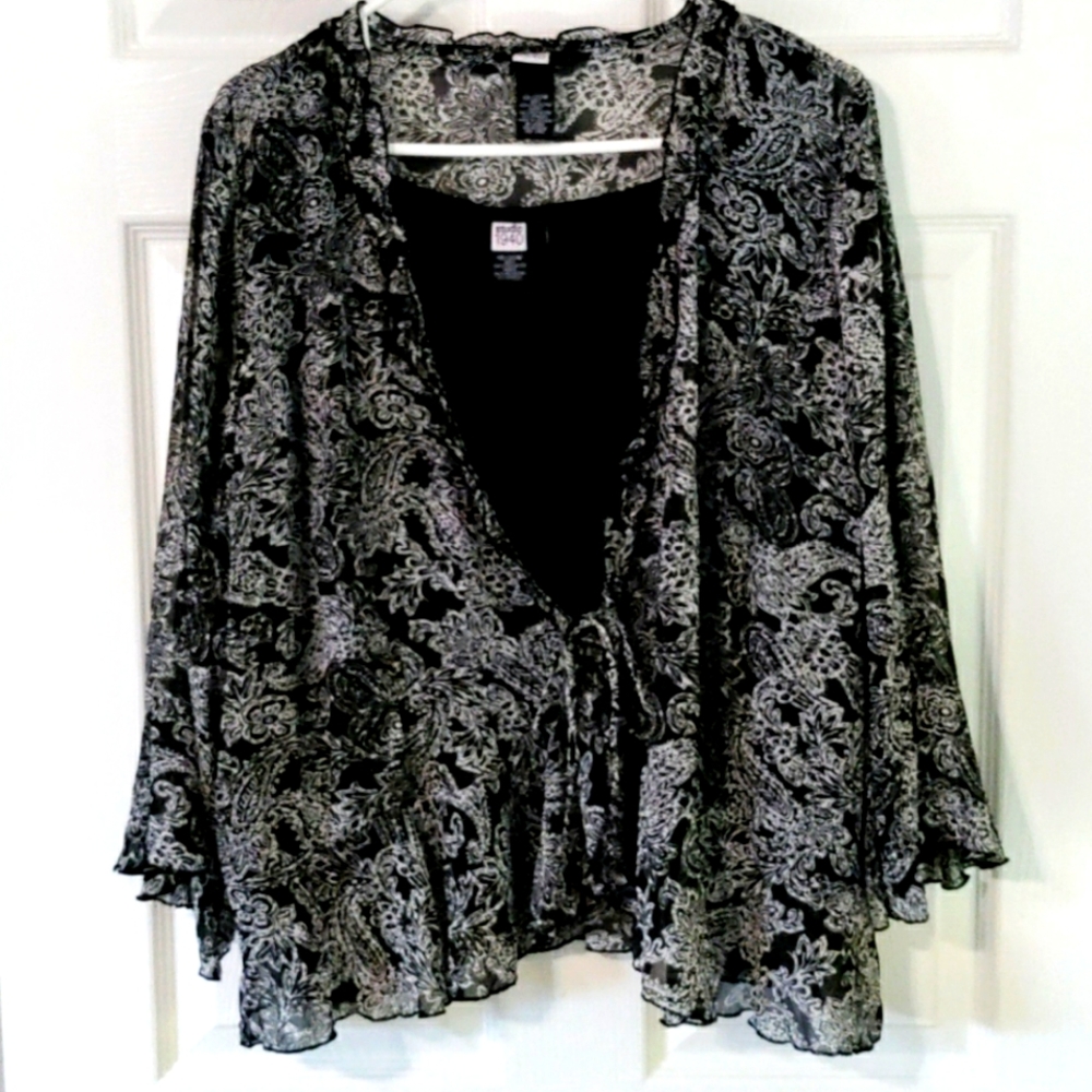 Studio 1940 Size 18/20W, Black and White